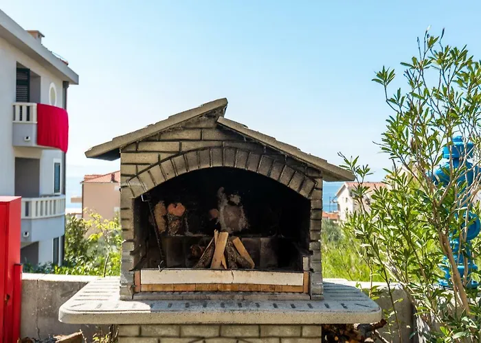 Barbara Lägenhet Makarska